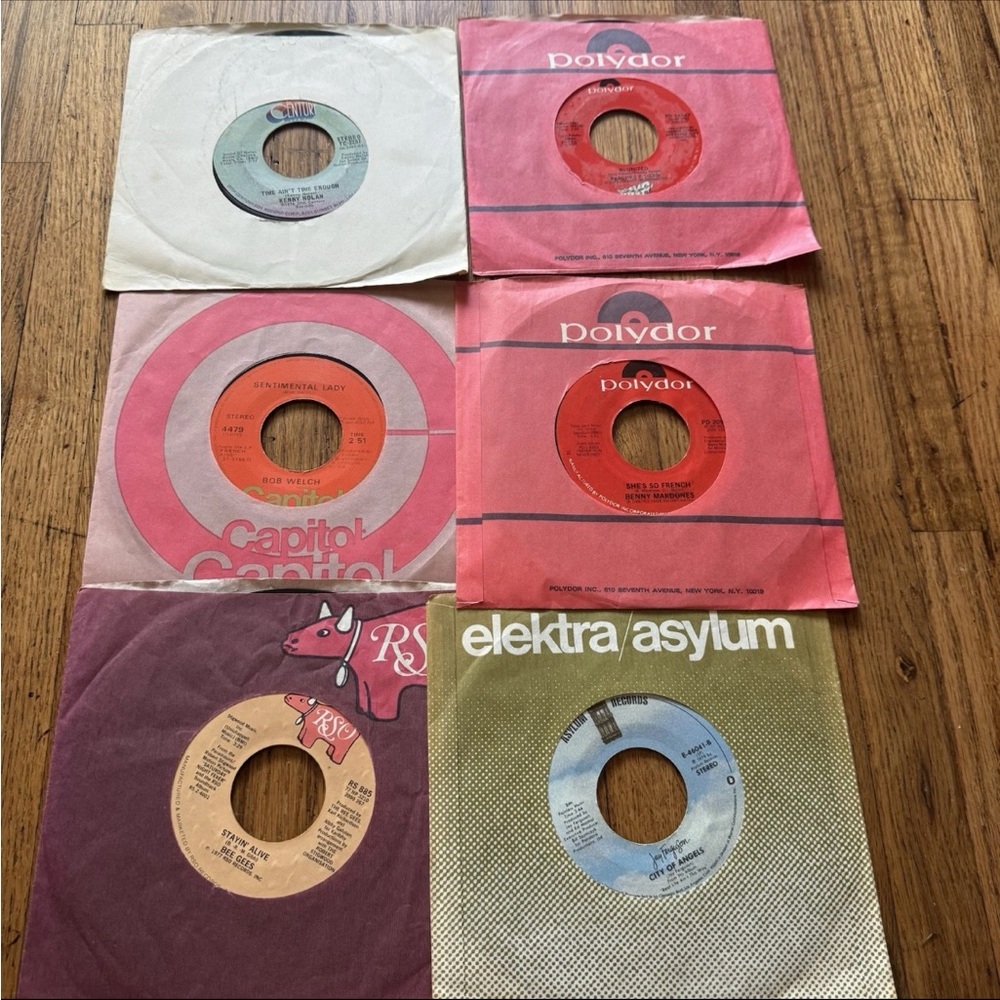 Lot Of 45 1970s 7” 45rpm Records with Case - Picture 4 of 11